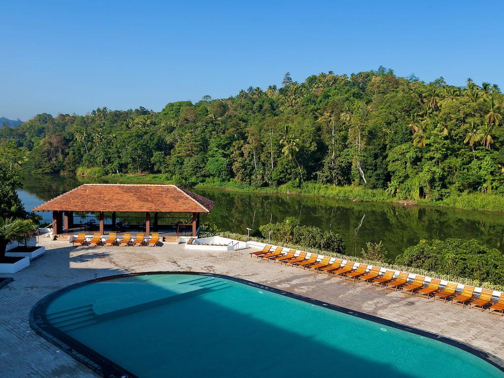 Cinnamon Citadel Hotel