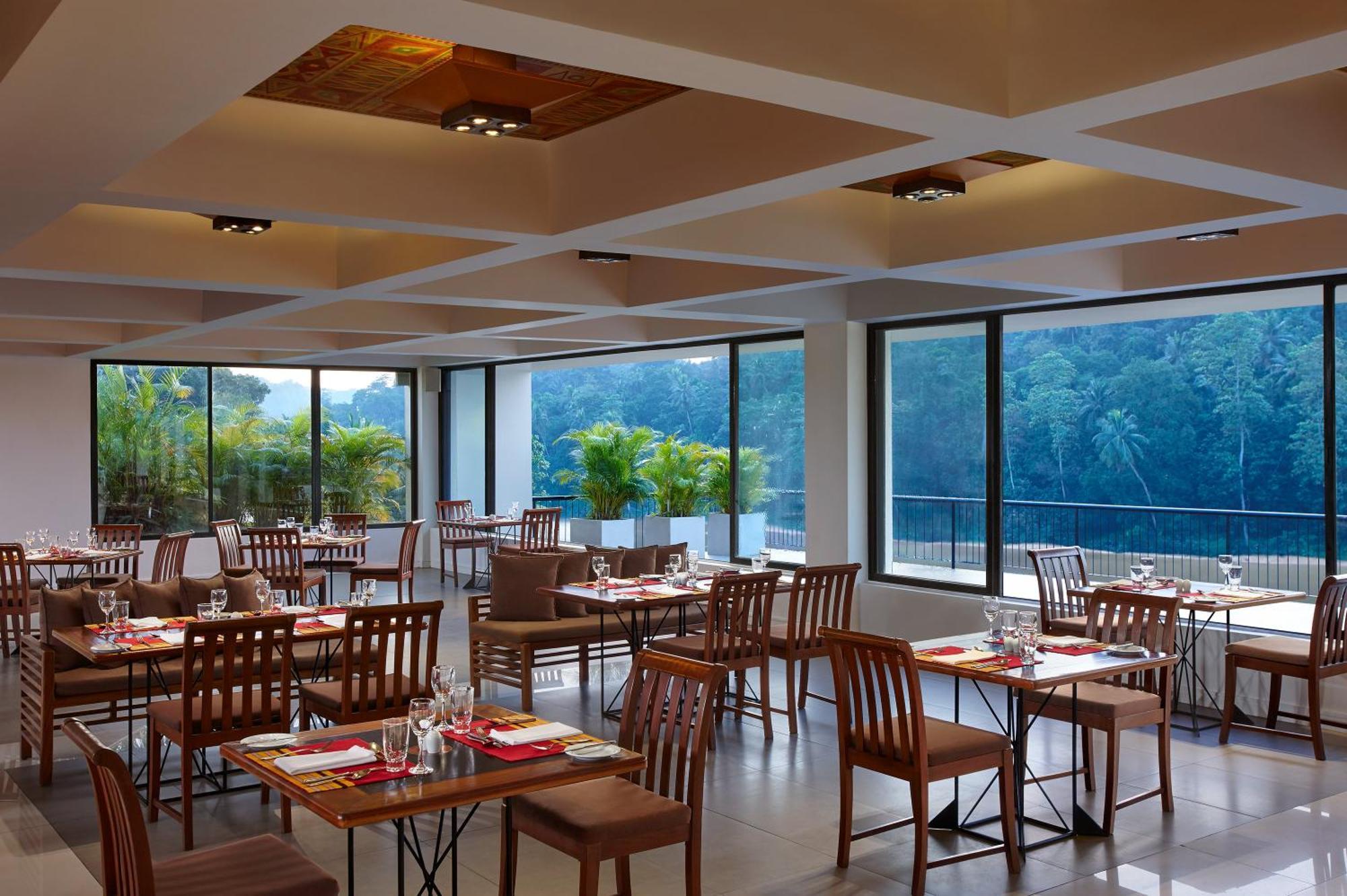 Cinnamon Citadel Hotel