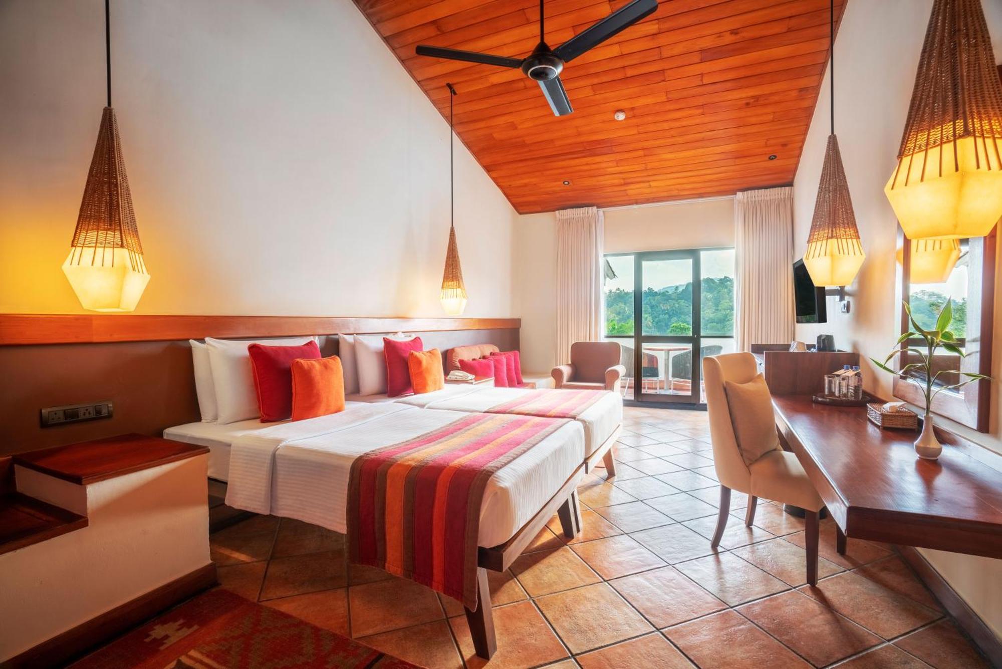 Готель Cinnamon Citadel 4*